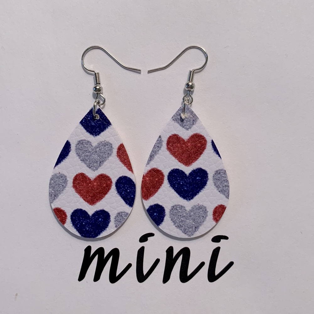 š¤Pick Any 3 for $12š¤ Mini Faux Leather Teardrop Earrings - Picture 2 of 6